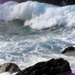 Las costas de la Columbia Británica en alerta por tsunami