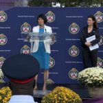 La alcaldesa de Toronto, Olivia Chow, declaró este martes que los contribuyentes de la ciudad no deberían asumir el costo del alojamiento de solicitantes de asilo.