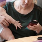 Apps, redes y crianza: ser una madre digital en Canadá
