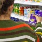 Quebec elimina impuesto a ciertos productos esenciales